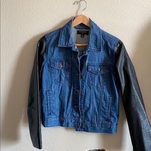 By Corpus denim black pleather sleeve jacket